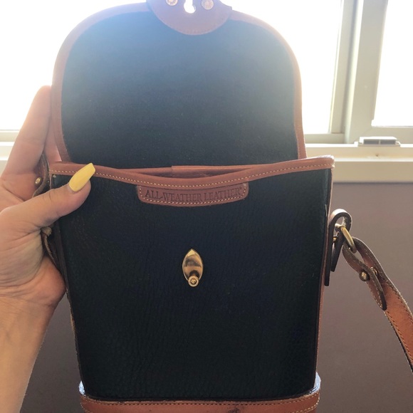 Dooney & Bourke purse - Picture 3 of 4